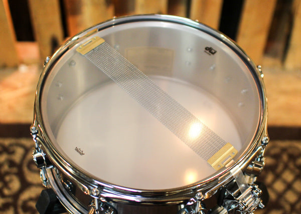 DW 5.5x13 Collector's 1mm Stainless Steel Snare Drum - DRVL5513SPC