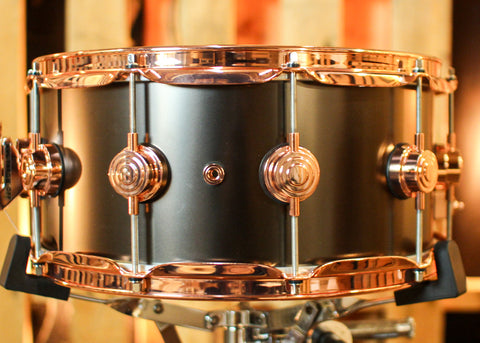 DW 6.5x14 Collector's Satin Black over Brass Snare Drum w/ Copper Hardware - DRVD6514SVPBK