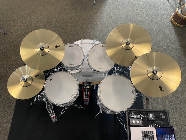 DWe 5-Piece White Marine Pearl Drum Set Bundle - Demo Model | The DW Store